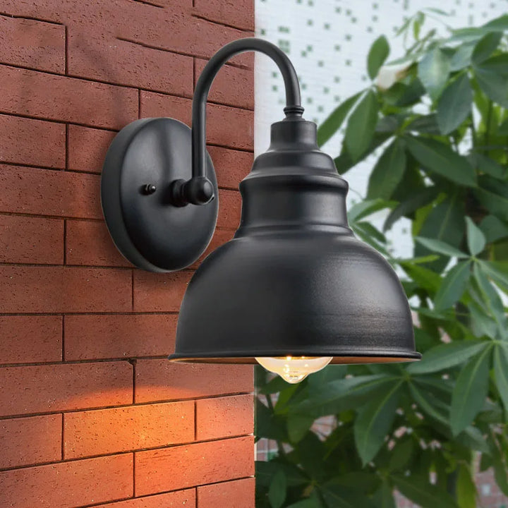 Skanto | Elegant Vintage Stil Hage Lampe