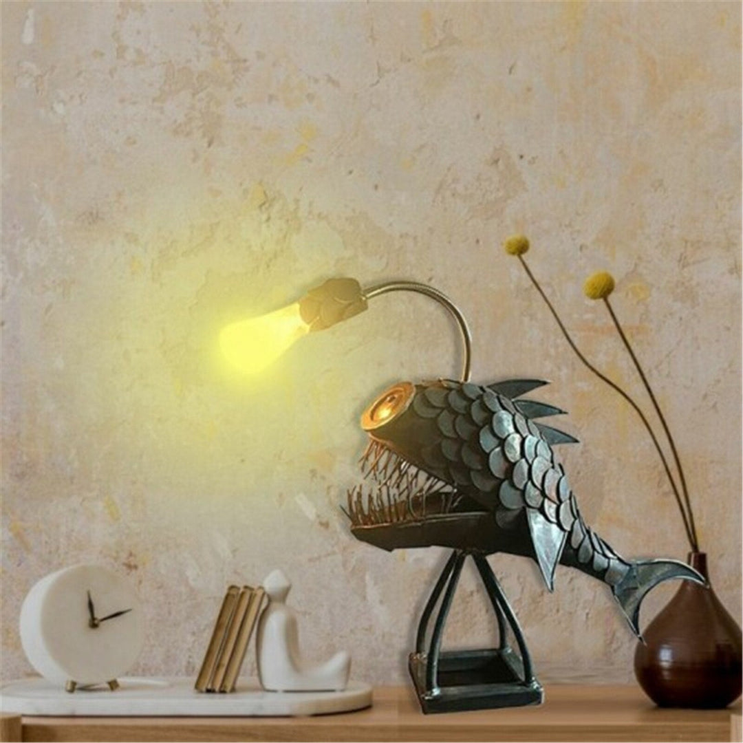 Skanto | Retro Bordlampe Anglerfisk Lys med Fleksibelt Lamp Hode Kunstneriske Bordlamper for Hjem Bar Café Hjem Kunst Dekorative Ornamenter