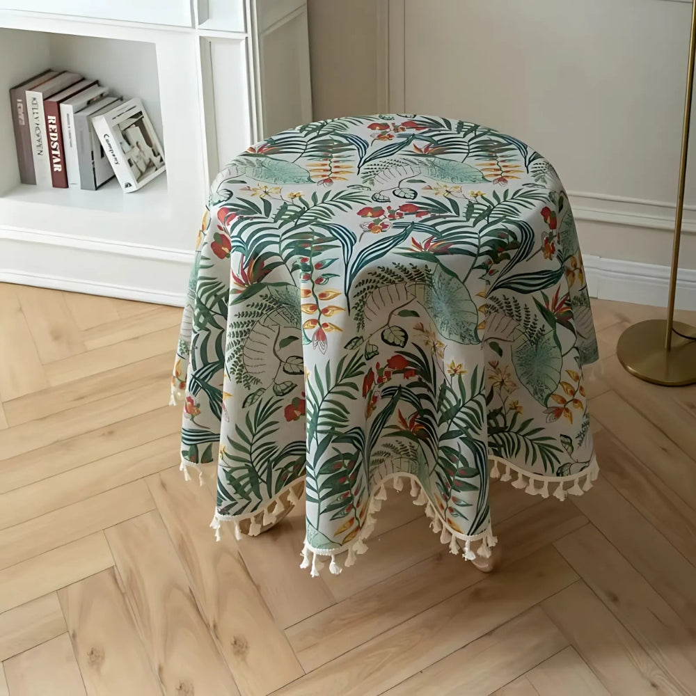 Skanto | Retro Floral Rundt Bordduk