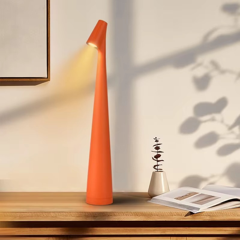 Skanto | Multi-Setting Oppladbar LED Skrivebordlampe – Perfekt for Atmosfære og Utendørs