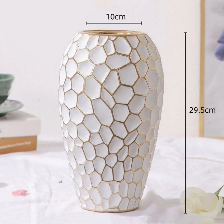 Skanto | Elegant keramikkvase med gullakcent