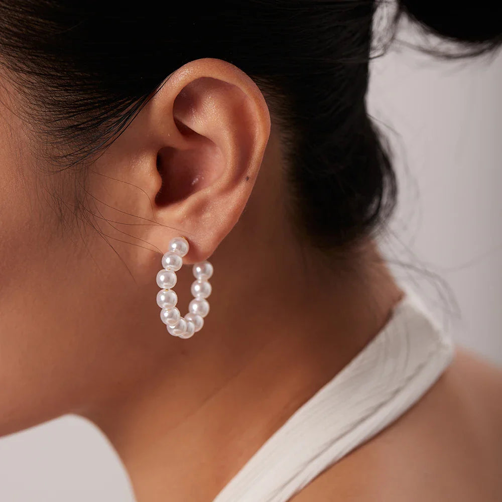 Skanto | Elegant C Hoop Perle Øredobber