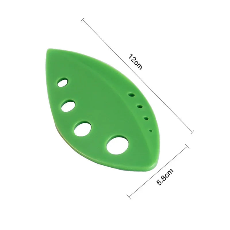 Norvo | Grønn Hurtig Urtefjerner for Grønnsaker | 4-i-1 Skraper for Persille, Koriander & Co. | Håndterlig Kjøkkenassistent laget av ABS Plast