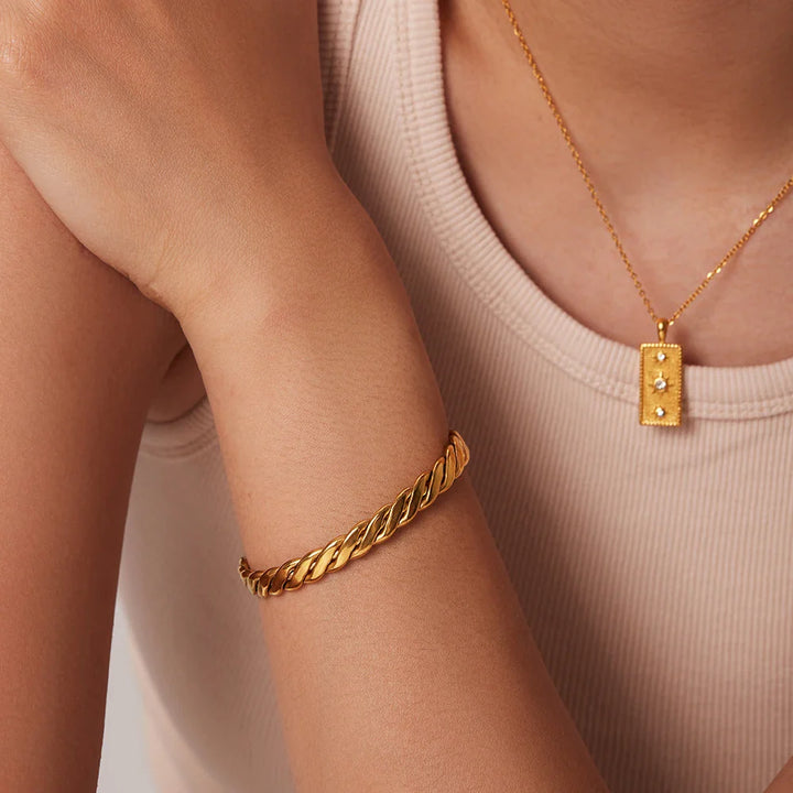 Skanto | 18k Chunky Gull Vevd Bangle Armbånd