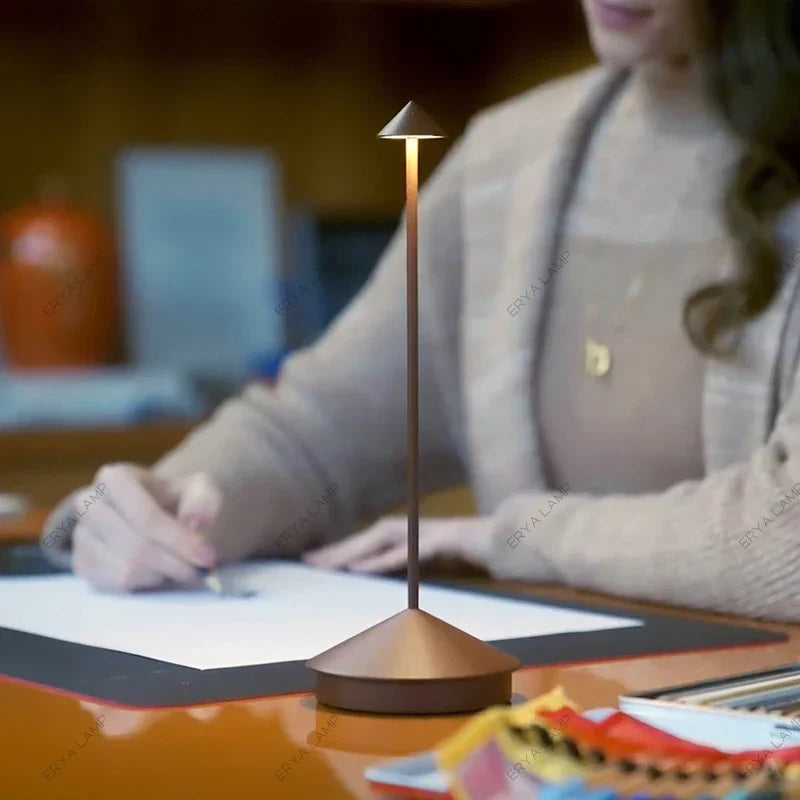 Skanto | Oppladbar Bordlampe Kreativ Spisestue Berøring Led Pina pro Bordlampe Hotell Bar Kaffe Skrivebordslampe Dekorativ Skrivebordslampe