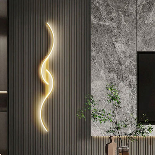 Skanto | Moderne LED Vegglampe – Kunstnerisk Kombinasjon av Former