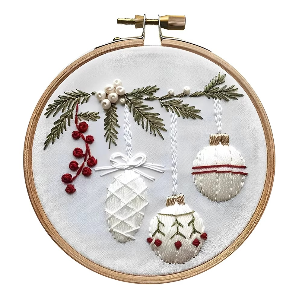 Skanto | Julebroderings startpakke, DIY korsstingsett med høytidsmønstre
