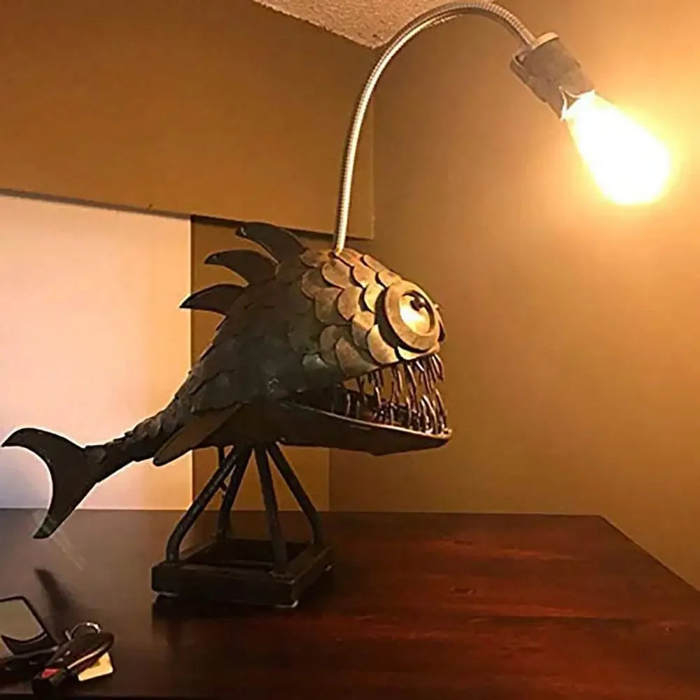 Glowfish Retro Bordlampe Skanto