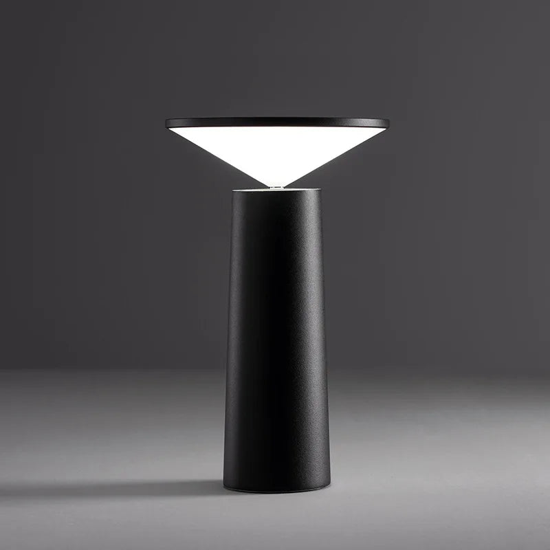 Skanto | Smart bordlampe for hverdagsbruk