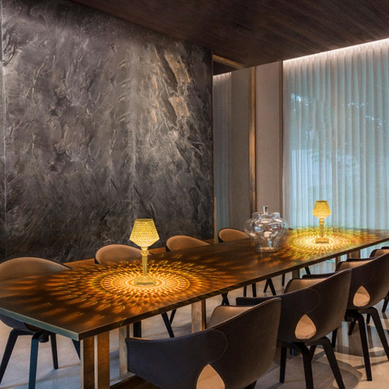 Skanto | Diamond Glow Oppladbar Krystall Bordlampe