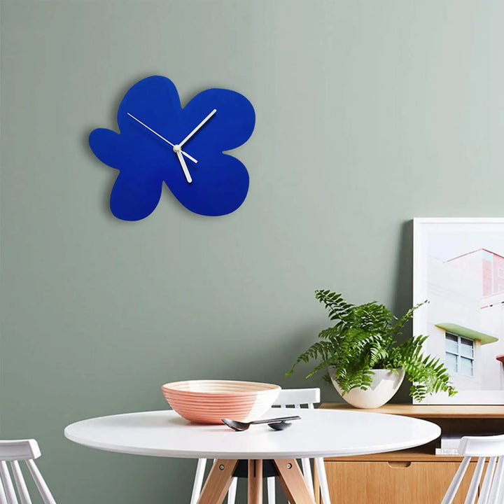 FloralTime – Elegant Blomsterklokke for din Interiør Skanto