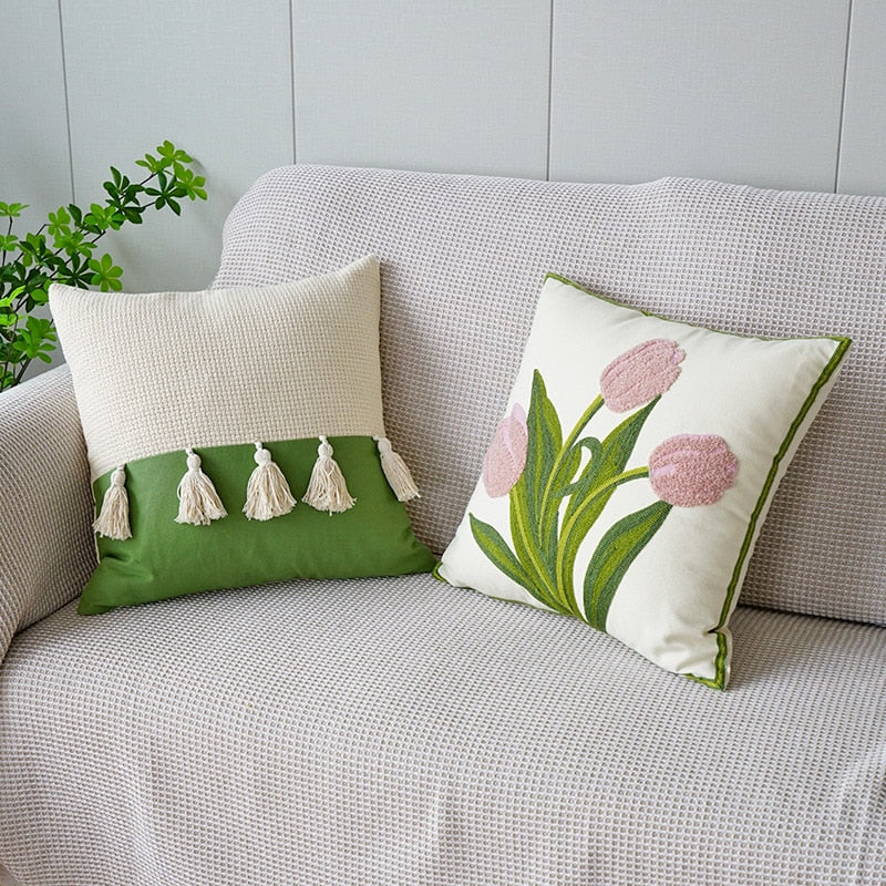 Brodert tulipanputeomslag | Skanto