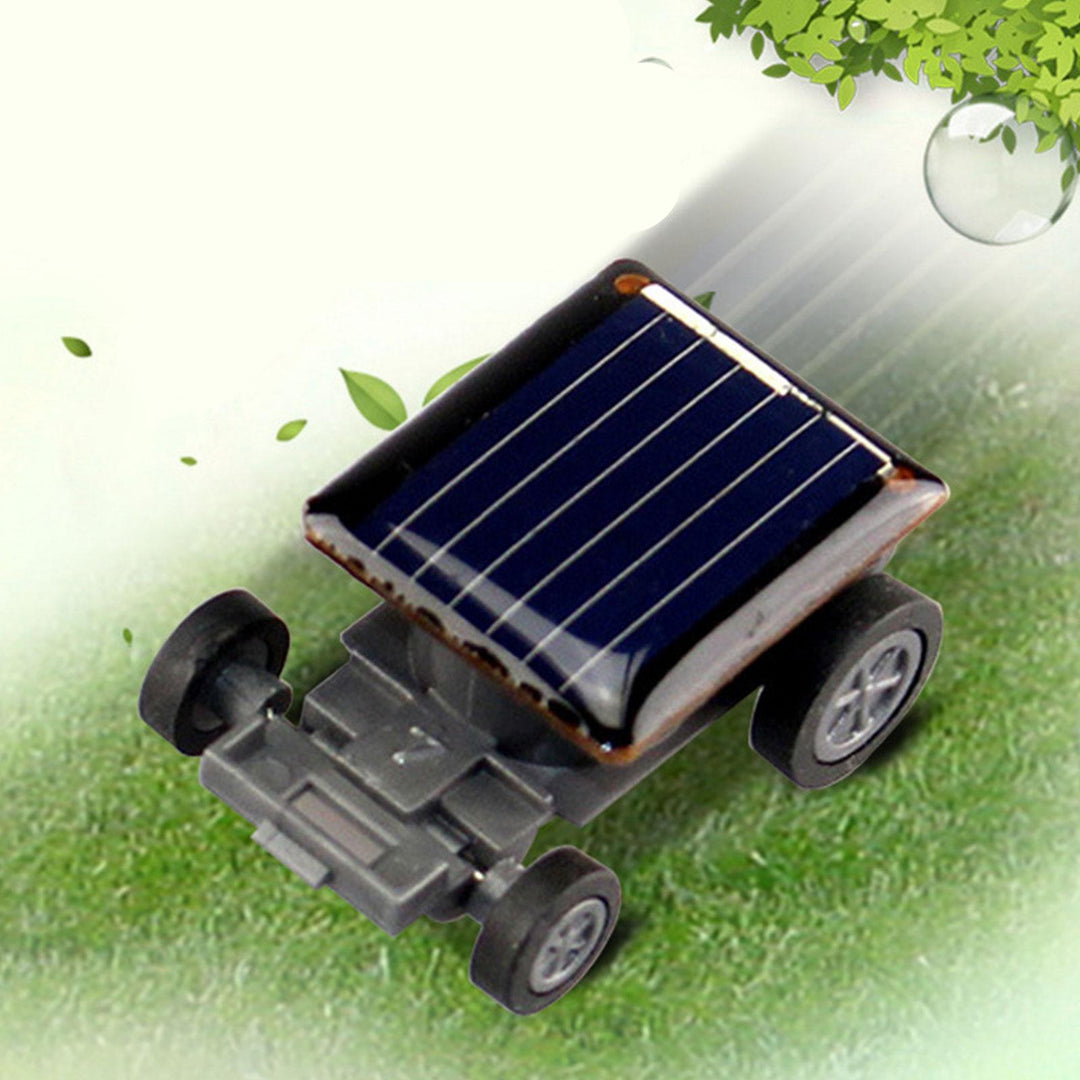 Skanto | Mini Solcelledrevet Kakerlakkleketøy