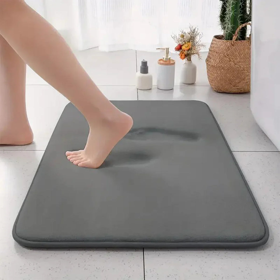 Skanto | Tykk ensfarget antiskli bade matte i fleece med absorberende kapasitet