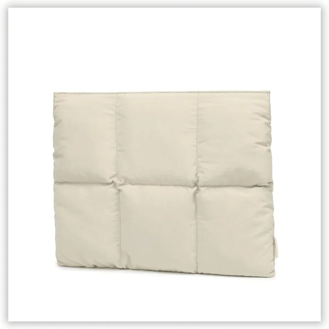 Skanto | Magnetisk Puffy Laptop Sleeve