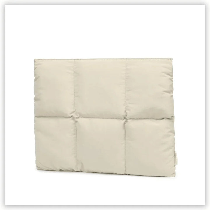 Skanto | Magnetisk Puffy Laptop Sleeve
