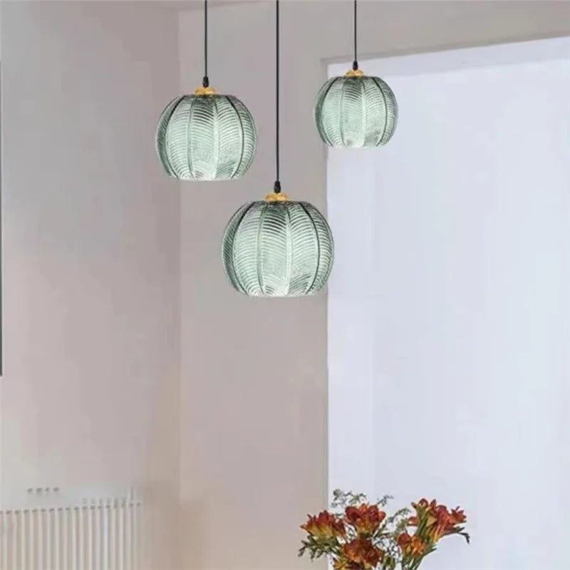 Skanto | Skandinavisk Glass Pendellampe med Grønne Bladmønster