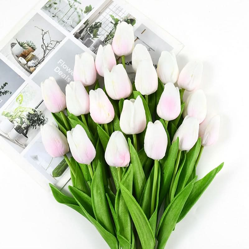Künstlicher Tulpenstrauß mit realistisk wirkenden Blüten