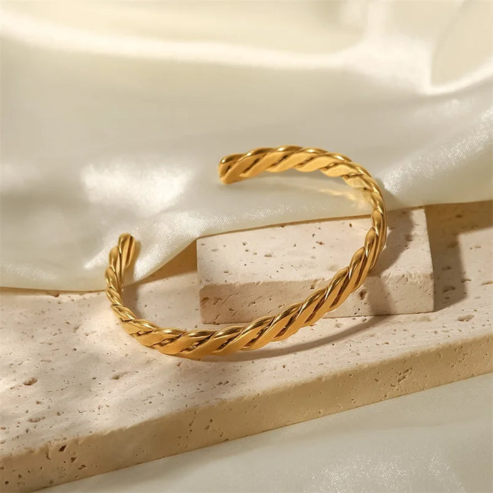 Skanto | 18k Chunky Gull Vevd Bangle Armbånd