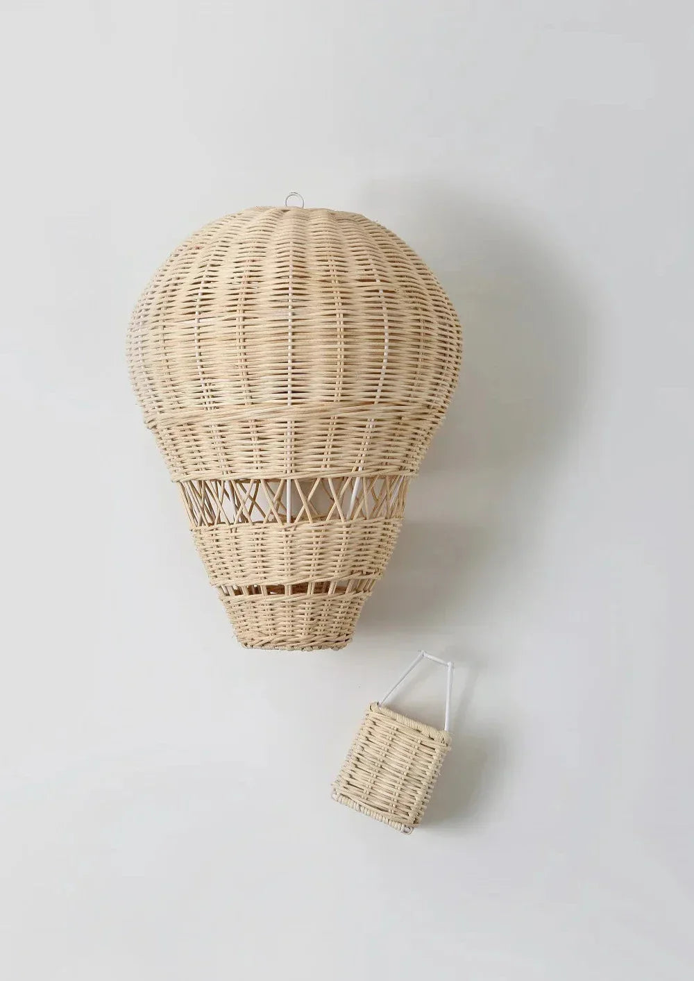 Skanto | Håndlaget Rattan Vevd Ballong Mobil Ornament