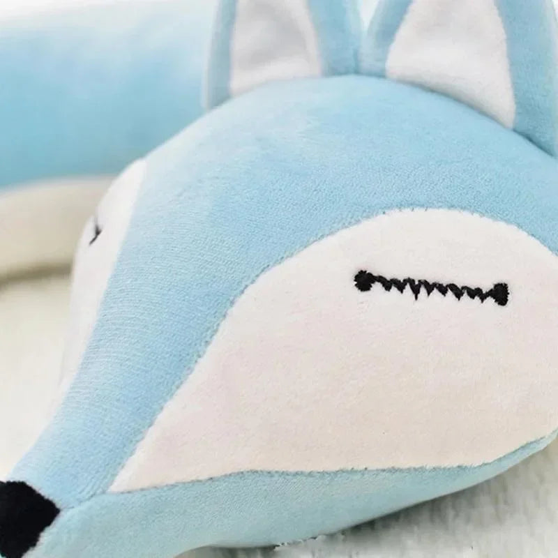 Norvo | ReiseFuchs Nakkepute | Supermyk & Ergonomisk | Tegneserie Rev Design | For Barn & Voksne