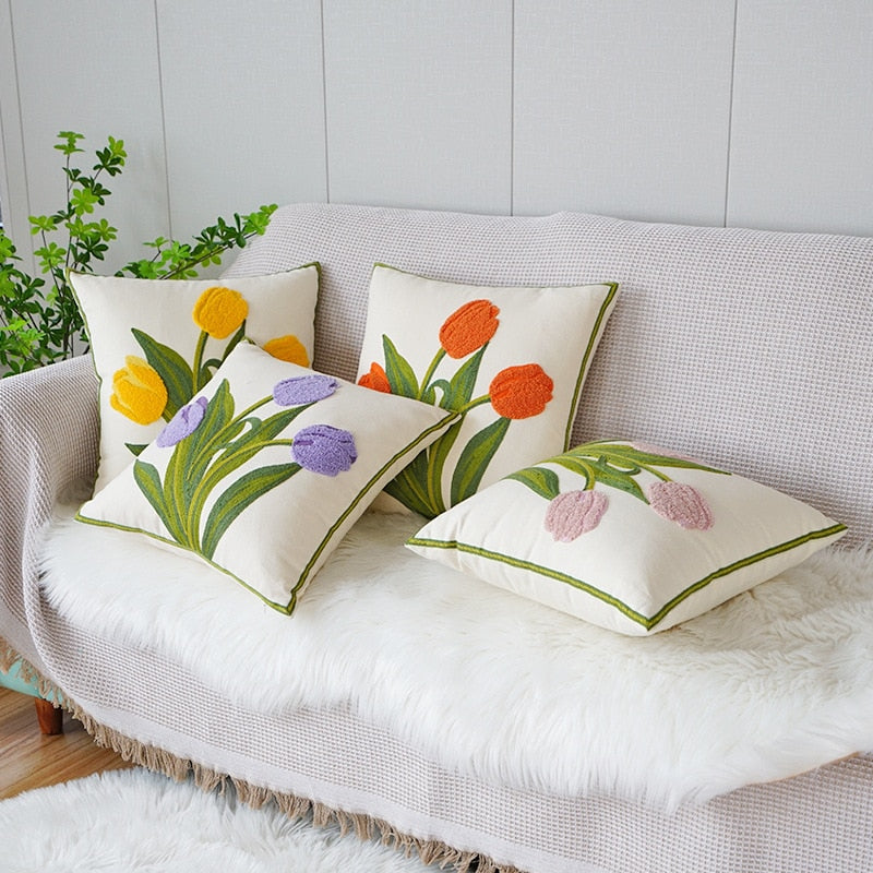 Brodert tulipanputeomslag | Skanto