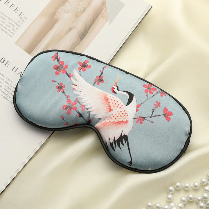 Skanto | Grue de Soie – Luksuriøs Silk Søvnmaske med Krane Design