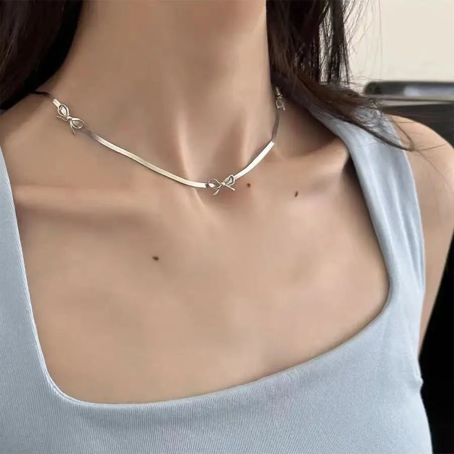 Skanto | Feminine Sløyfe Herringbone Halskjede og Armring