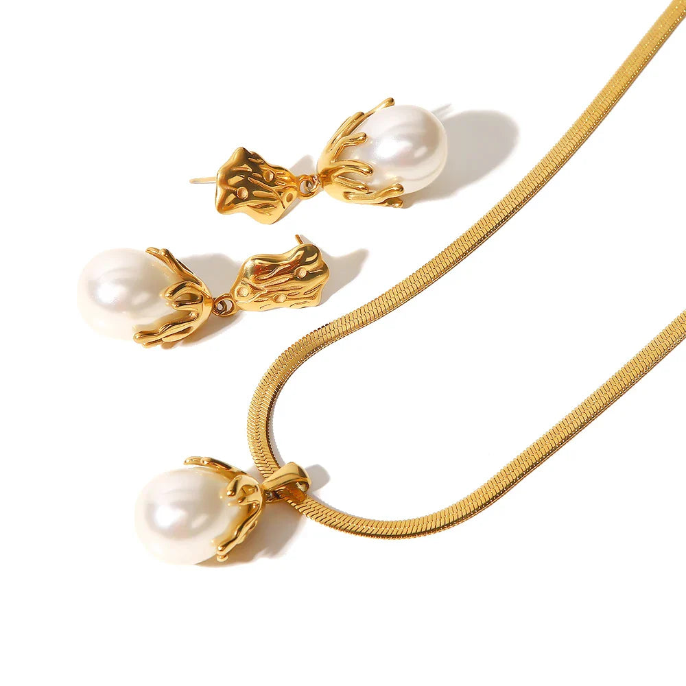 Skanto | 18k Blooming Pearl Smykke og Øredobber