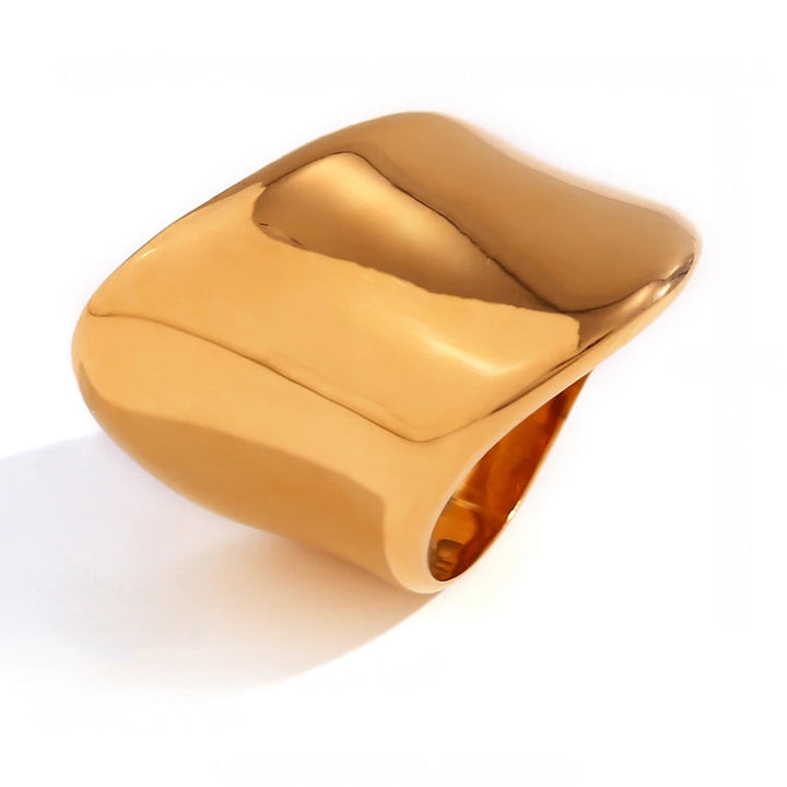 Skanto | 18k Bred Bølger Klassisk Ring