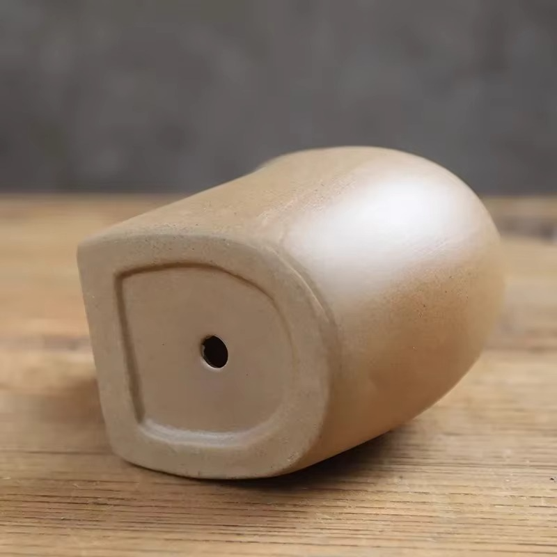 Skanto | Håndlaget Dyre Keramikk Succulent Potter, Små Pustende Skrivebordsplantere