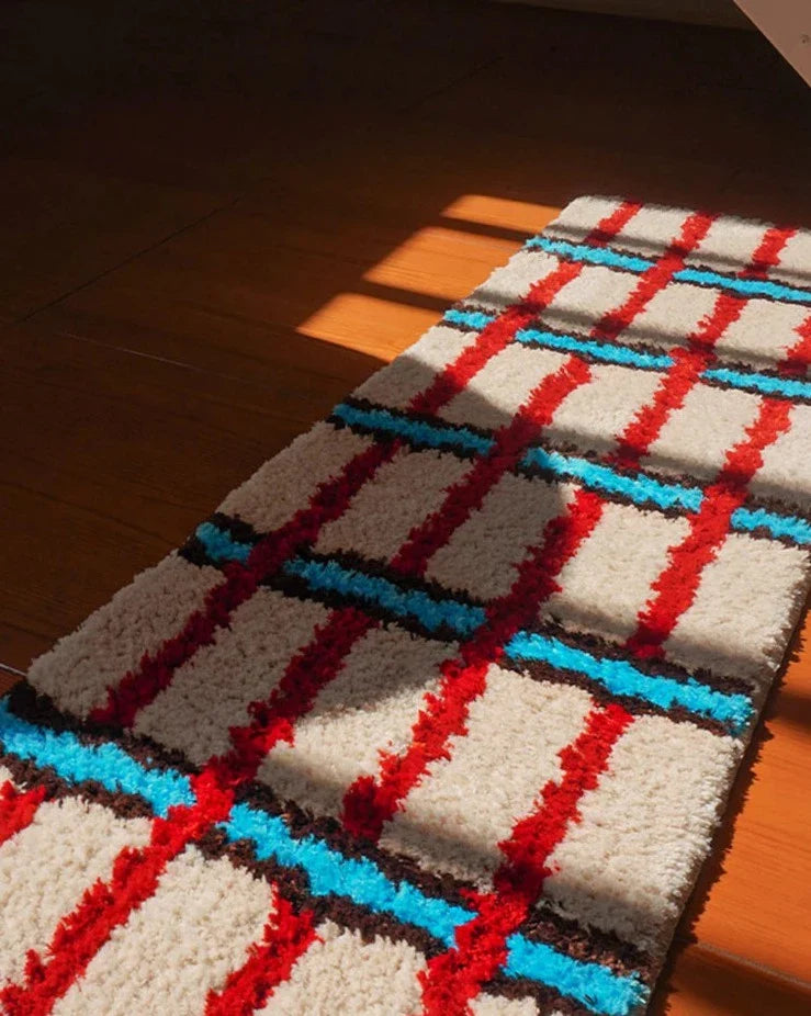illustrative Grid Rug | Skanto