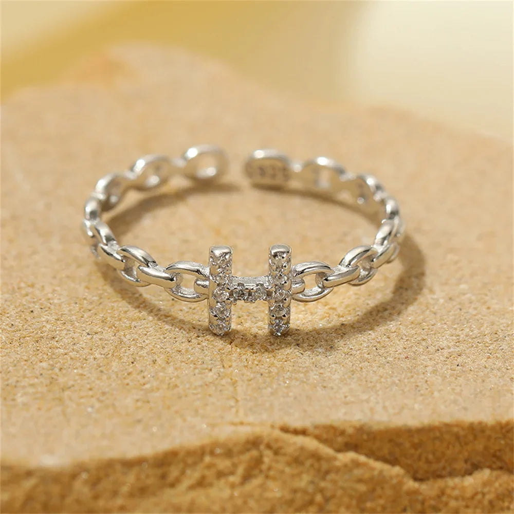 Skanto | Delikat Diamant Bokstav Initial Ring