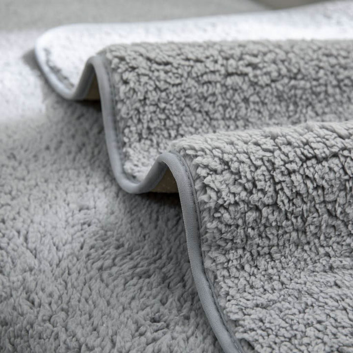 Skanto | CozyShield - Elegant og beskyttende stretch sofaovertrekk