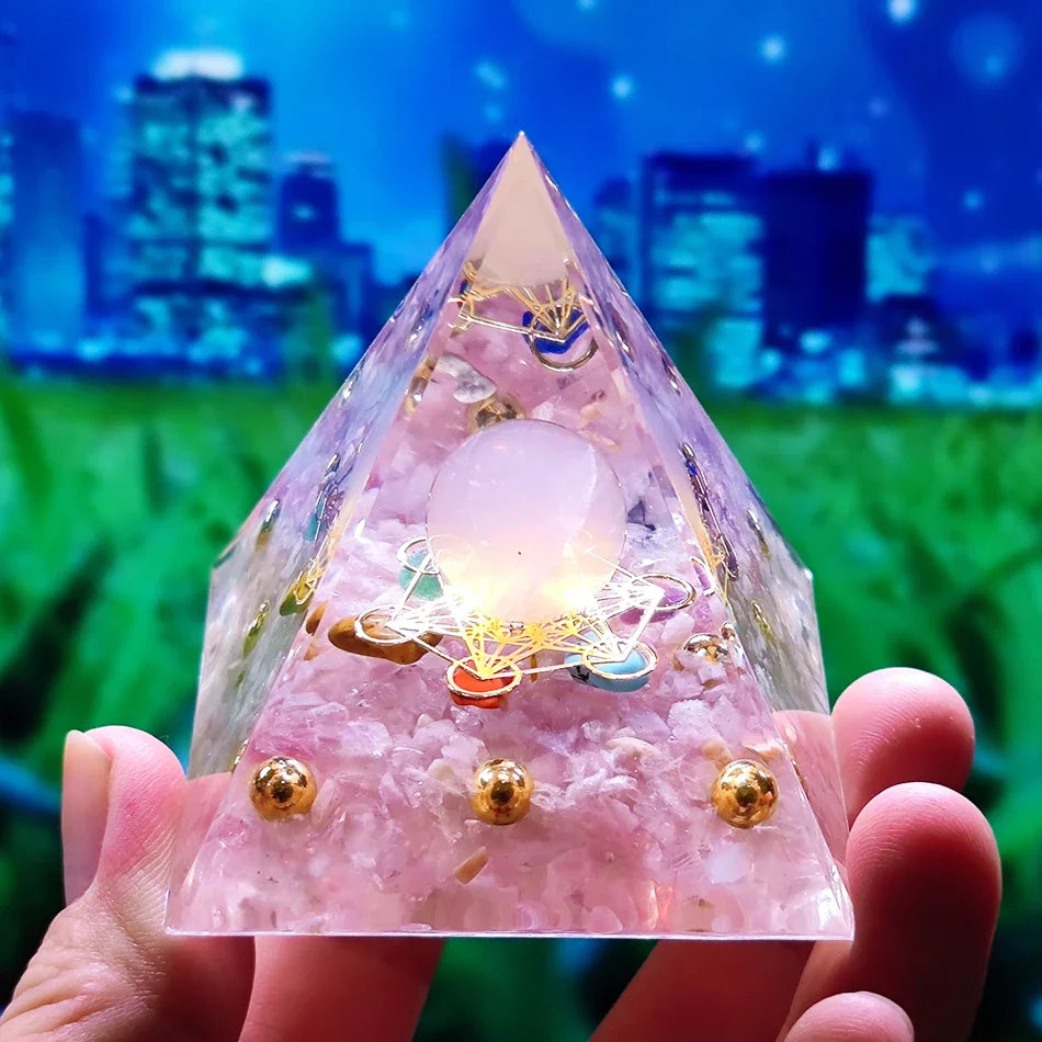 Skanto | Orgonitt-pyramide helbredelse krystaller energigenerator med ametyst pendel - Reiki chakra meditasjonsverktøy og romdekor