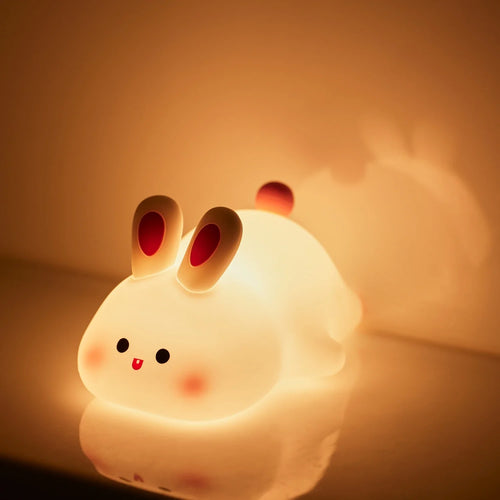 Skanto | QuackGlow LED Nattlys | Sød and Design | Myk Silikon | 3 Lysnivåer | USB-ladbar | 12 × 10 × 12 cm