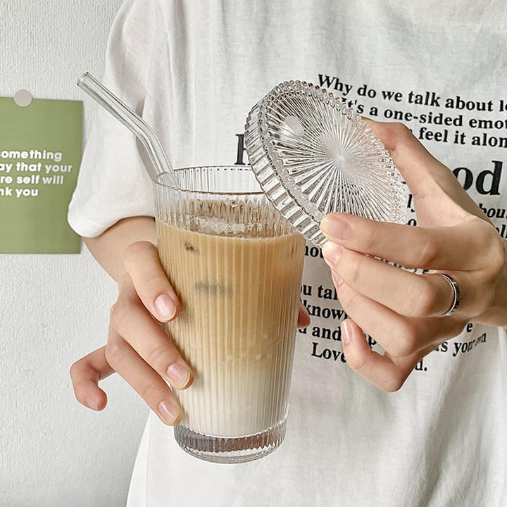 ChicSip Glass – Moderne Drikkeglass med Stilig Design Skanto