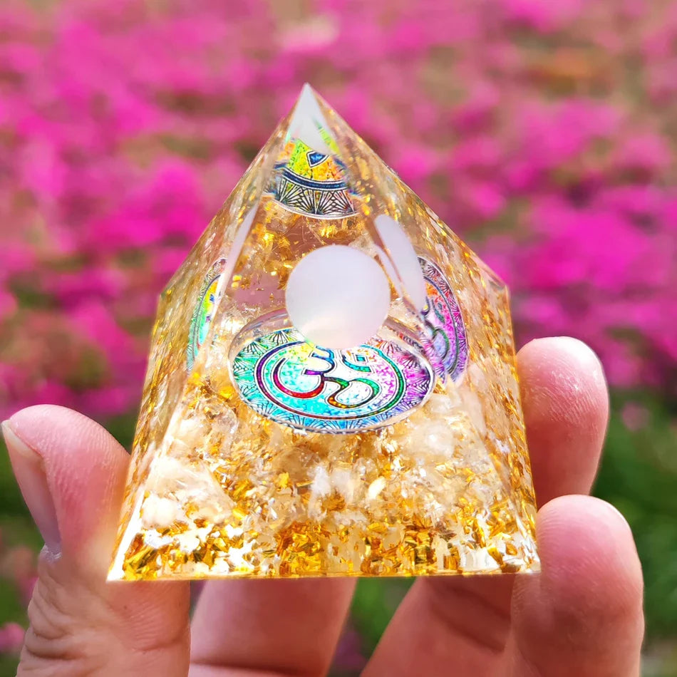 Skanto | Orgonitt-pyramide helbredelse krystaller energigenerator med ametyst pendel - Reiki chakra meditasjonsverktøy og romdekor