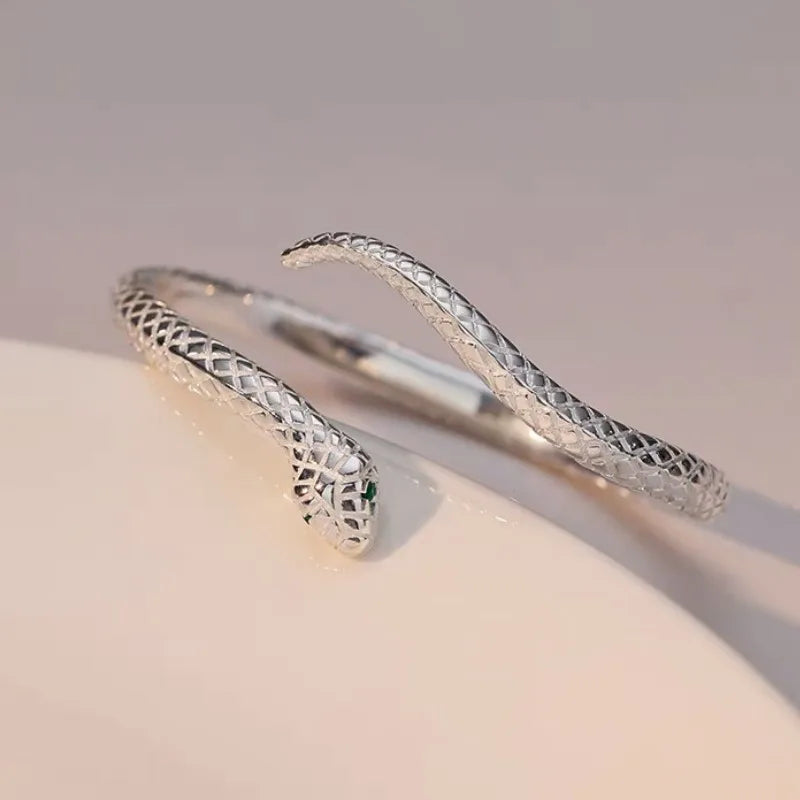 Skanto | Snake Justerbar Åpen Kvinner Armbånd