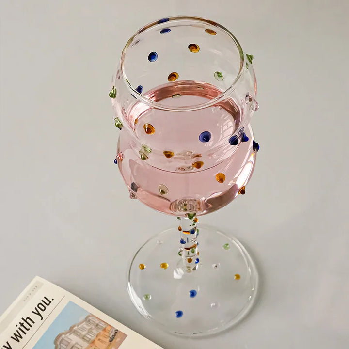 Skanto | Fargerike Prikker Vinglass