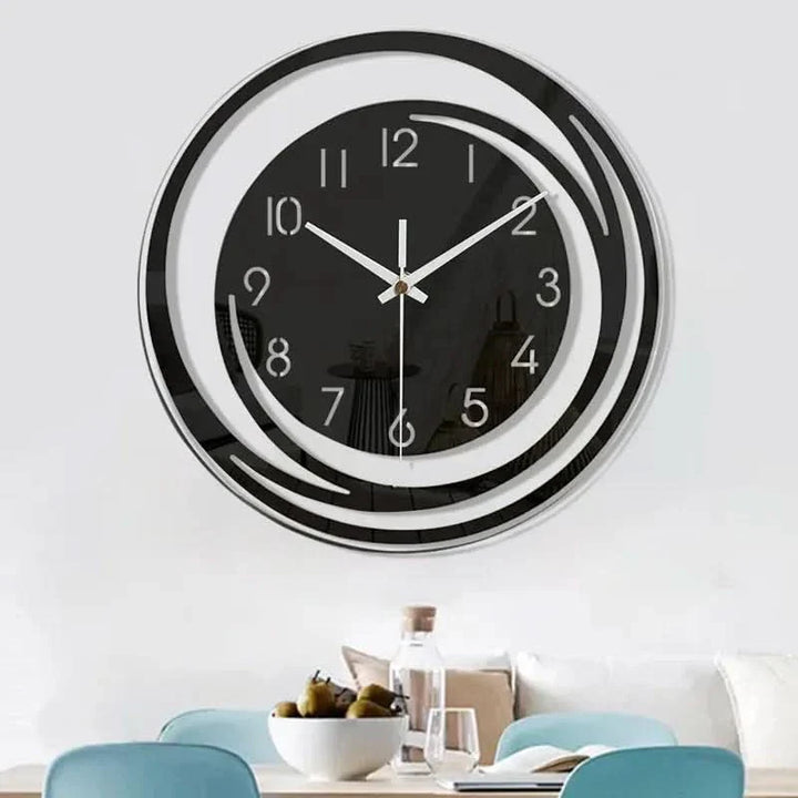 Skanto | Svart akryl veggklokke – Moderne skandinavisk design