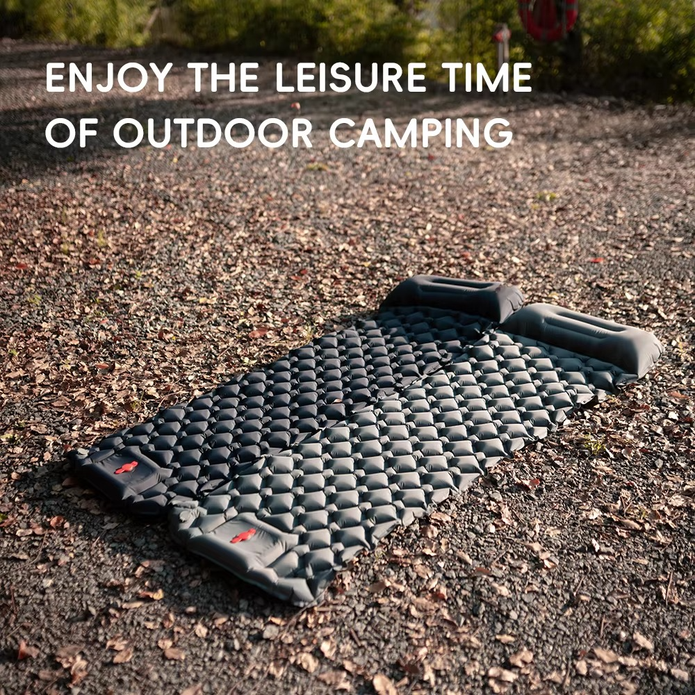 Aufblasbare Camping-Isomatte mit integriertem Kissen, selbstaufblasendes Luftkissen for Wanderungen og Outdoor-Reisen