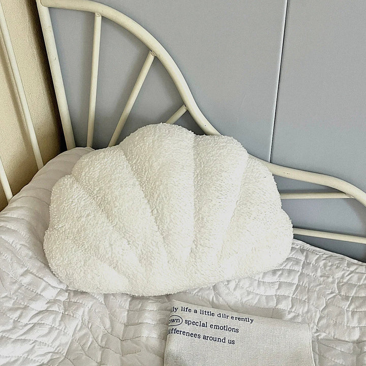 Pastell Shell Pute – Fluffy Bouclé Plush Putekledd | Skanto