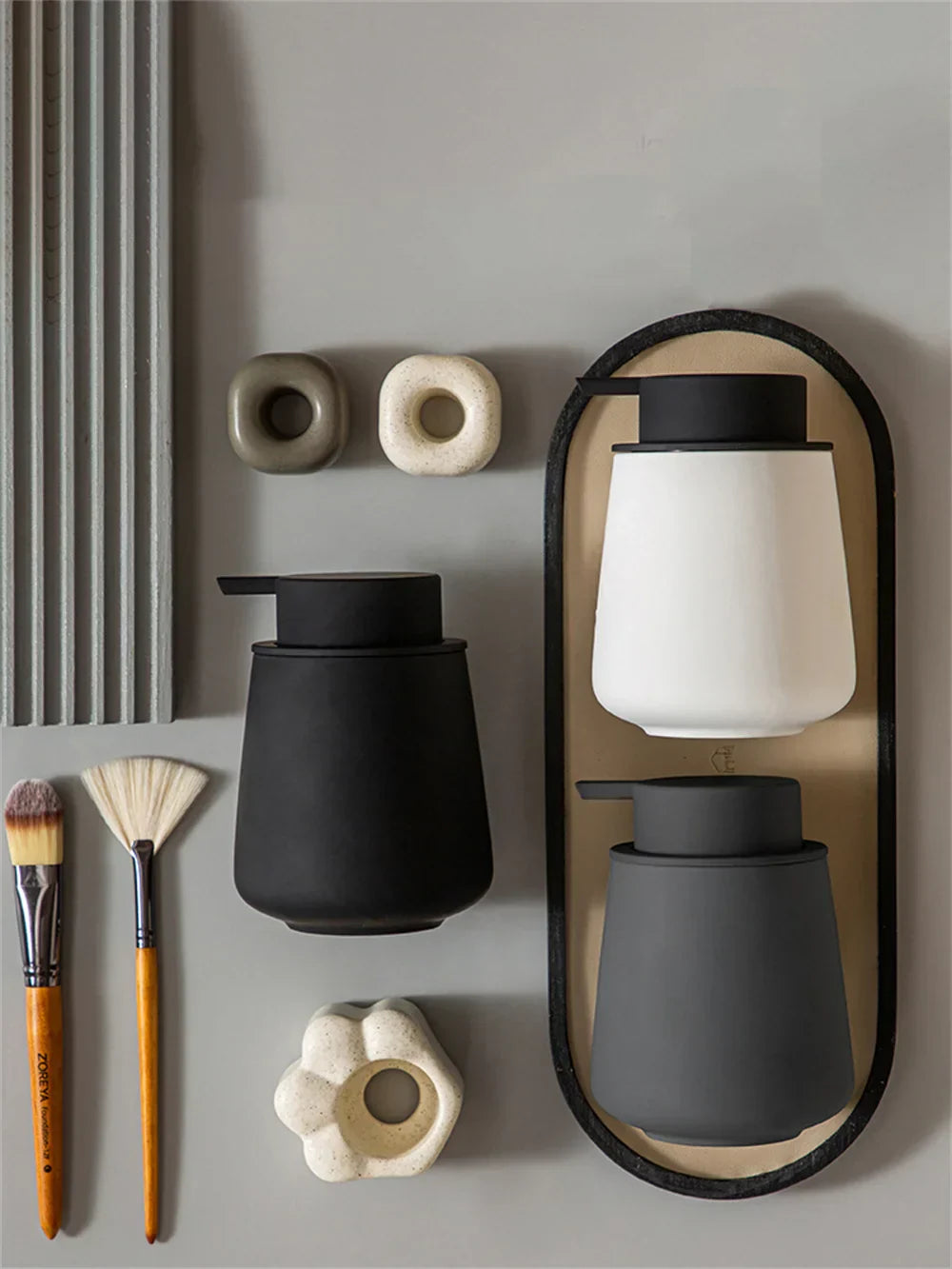 CeramiLux 300 ml Luksus Såpedispenser laget av Keramikk – for Såpe, Sjampo, Balsam eller Lotion Skanto