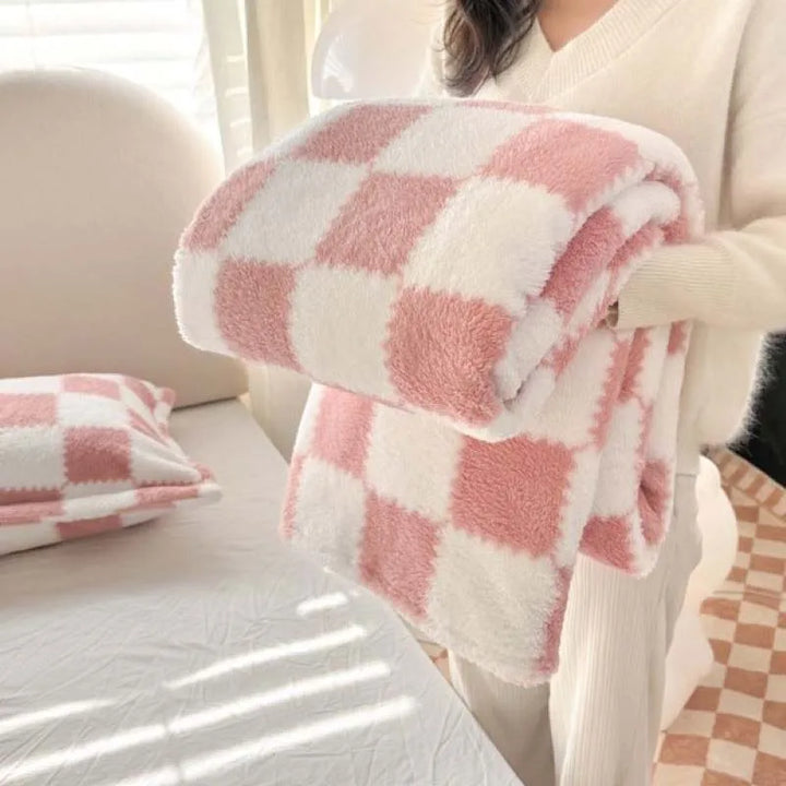 Skanto | Pandaluna Fleece Teppet med Rute Mønster | Myk & Pustende | For Sofa, Seng & Kontor | Maskinvaskbar | Rosa/Hvit