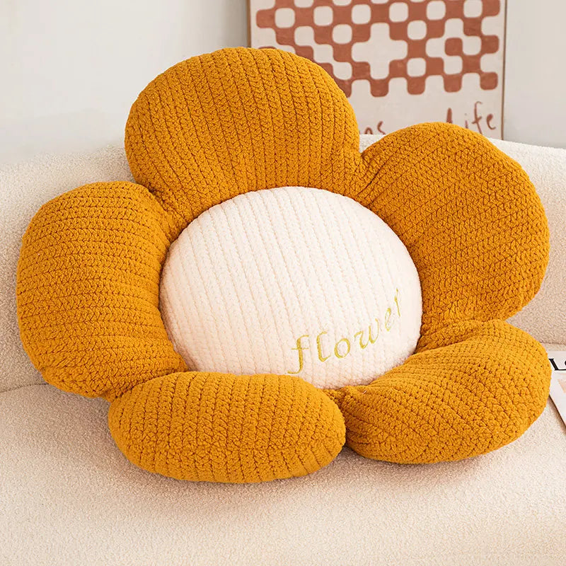 Skanto | Fluffy Daisy Pute