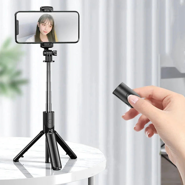 Skanto | Bluetooth Selfie Stick Stativ med Fylllys
