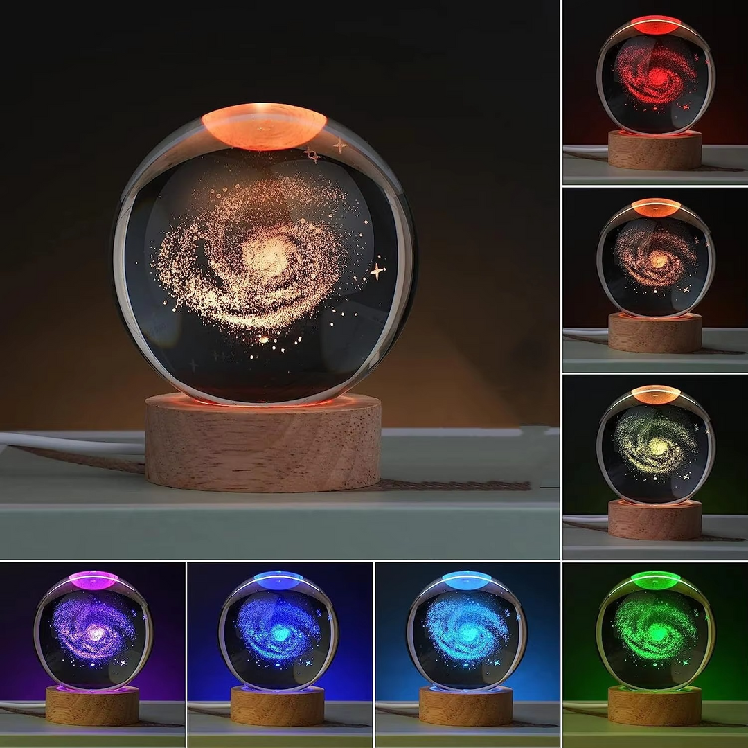 Skanto | 2.36 in RGB Krystallkule Nattlys med Melkeveien og Månen - Kosmos-inspirert Sengeborddekorasjon