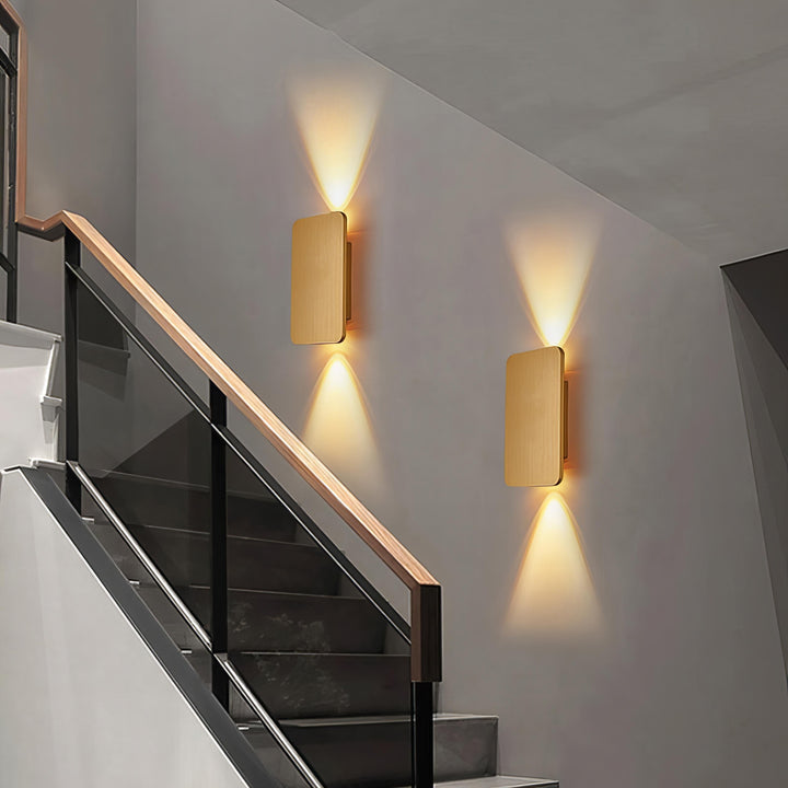 Skanto | Moderne Utendørs Vegglampe IP65