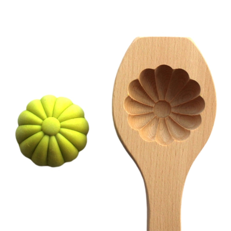 Skanto | Tre Moon Dumpling Maker Mold